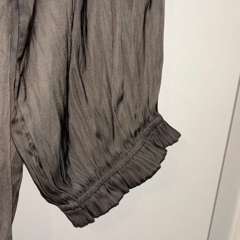 Carmen Marc Valvo Olive green Blouse 3X - Picture 4 of 6